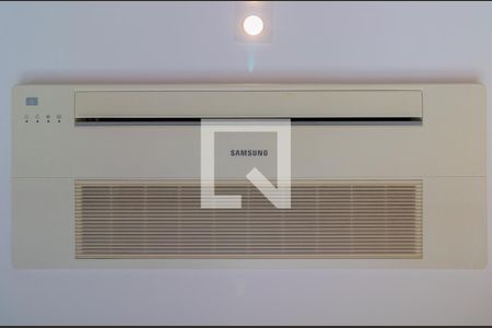 Sala de apartamento para alugar com 2 quartos, 84m² em Parque Reboucas, São Paulo