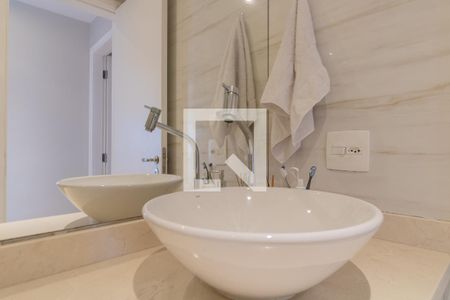 Apartamento para alugar com 84m², 2 quartos e 2 vagasBanheiro Social