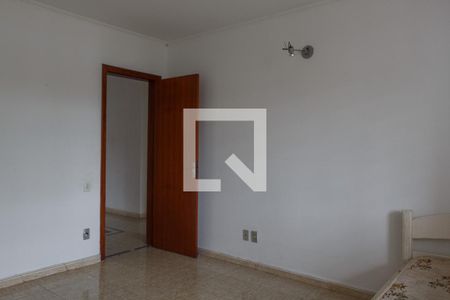 Casa à venda com 252m², 5 quartos e 3 vagas Casa à venda com 252m², 5 quartos e 3 vagasSuíte 2