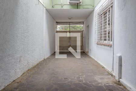 Casa à venda com 252m², 5 quartos e 3 vagas Casa à venda com 252m², 5 quartos e 3 vagasGaragem