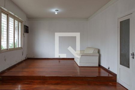 Sala de Estar de casa à venda com 5 quartos, 252m² em Partenon, Porto Alegre