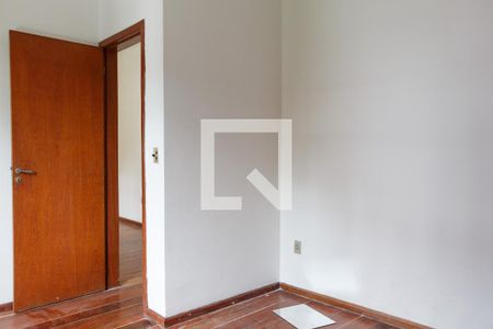 Casa à venda com 252m², 5 quartos e 3 vagas Casa à venda com 252m², 5 quartos e 3 vagasSuíte 4