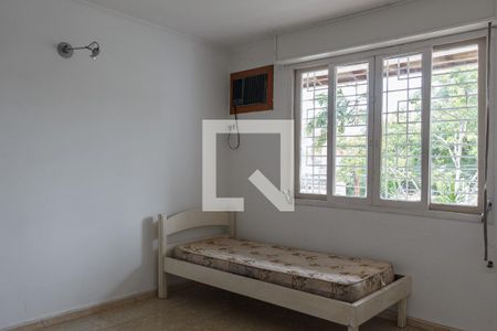 Casa à venda com 252m², 5 quartos e 3 vagas Casa à venda com 252m², 5 quartos e 3 vagasSuíte 2