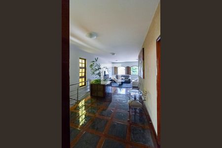Sala 1  de casa para alugar com 4 quartos, 420m² em Santa Amelia, Belo Horizonte