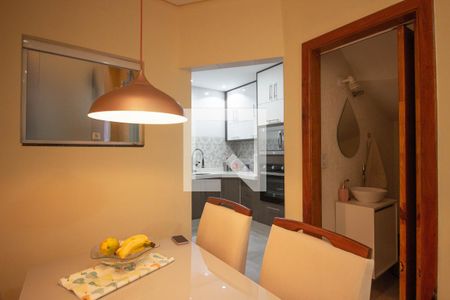 Sala de casa de condomínio à venda com 2 quartos, 63m² em Vila Regina, São Paulo