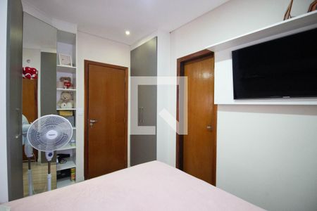 Suíte 1 de casa de condomínio à venda com 2 quartos, 63m² em Vila Regina, São Paulo