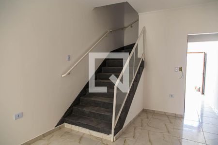 Casa à venda com 130m², 3 quartos e 1 vagaCorredor - Escada