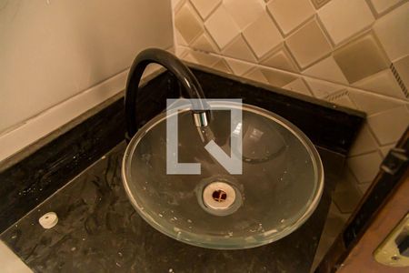 Casa à venda com 130m², 3 quartos e 1 vagaBanheiro da Suíte 3 - Pia