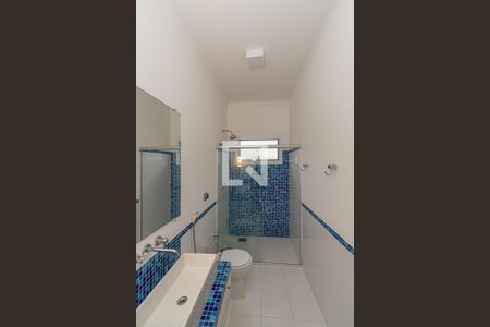 Casa de condomínio à venda com 481m², 4 quartos e 5 vagas Casa de condomínio à venda com 481m², 4 quartos e 5 vagasBanheiro da Suíte 3