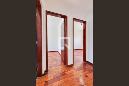 Corredor de apartamento para alugar com 3 quartos, 88m² em Jardim Emilia, Jacareí