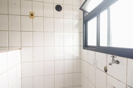 Apartamento para alugar com 69m², 2 quartos e 1 vagaÁrea de Serviço 