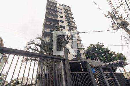 Apartamento para alugar com 69m², 2 quartos e 1 vagaCondomínio - Fachada 