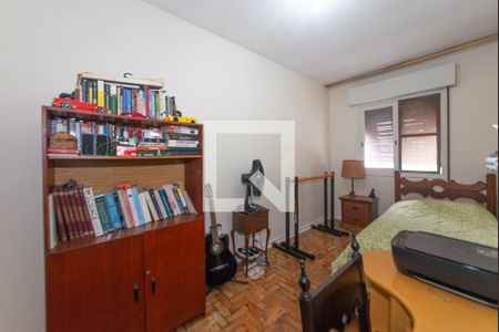 Casa à venda com 200m², 3 quartos e 3 vagas Casa à venda com 200m², 3 quartos e 3 vagasQuarto 2