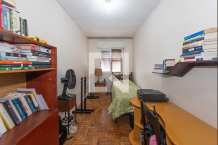 Casa à venda com 200m², 3 quartos e 3 vagas Casa à venda com 200m², 3 quartos e 3 vagasQuarto 2