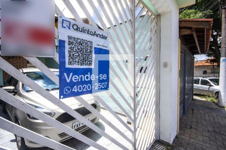 Casa à venda com 180m², 4 quartos e 2 vagasFachada