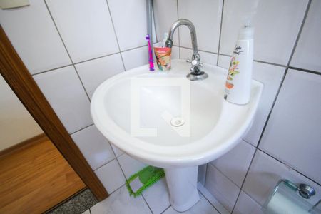 Casa à venda com 180m², 4 quartos e 2 vagasSuíte 2