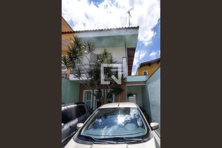 Casa à venda com 180m², 4 quartos e 2 vagasFachada