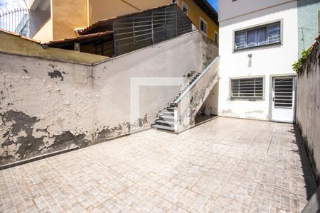 Casa à venda com 180m², 4 quartos e 2 vagasQuintal
