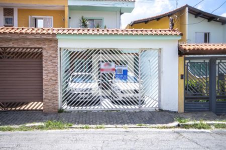 Casa à venda com 180m², 4 quartos e 2 vagasFachada