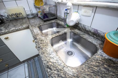 Casa à venda com 180m², 4 quartos e 2 vagasCozinha