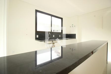 Apartamento à venda com 106m², 3 quartos e 2 vagasCozinha