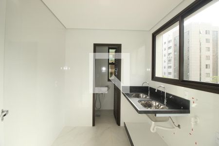 Apartamento à venda com 106m², 3 quartos e 2 vagasÁrea de serviço