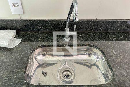 Apartamento à venda com 74m², 2 quartos e sem vagaCozinha e Área de Serviço