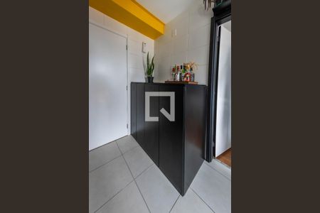 Sala/Cozinha de apartamento para alugar com 1 quarto, 28m² em Vila Ema, São Paulo