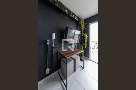 Sala/Cozinha de apartamento para alugar com 1 quarto, 28m² em Vila Ema, São Paulo