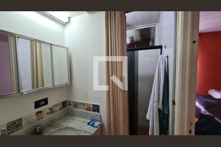 Banheiro de apartamento para alugar com 2 quartos, 56m² em Anhangabaú, Jundiaí