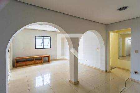 Sala de casa à venda com 3 quartos, 207m² em Vila Carrão, São Paulo