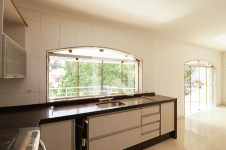 Casa à venda com 505m², 5 quartos e 6 vagasCozinha