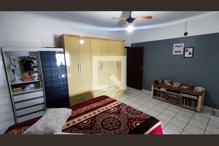 Quarto 1 de casa à venda com 3 quartos, 220m² em Tulipas, Jundiaí