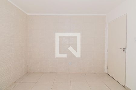 Quarto de casa para alugar com 1 quarto, 50m² em Vila Nivi, São Paulo