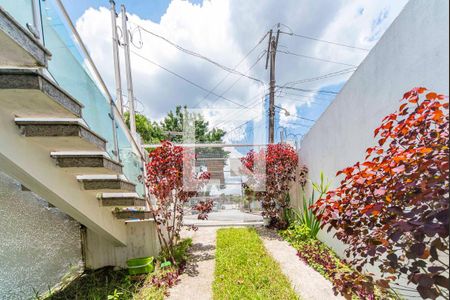 Casa à venda com 192m², 3 quartos e 4 vagas Casa à venda com 192m², 3 quartos e 4 vagasGaragem