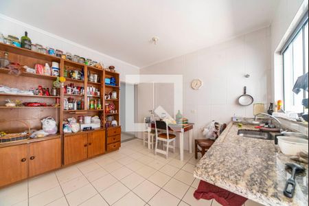 Casa à venda com 192m², 3 quartos e 4 vagas Casa à venda com 192m², 3 quartos e 4 vagasCozinha