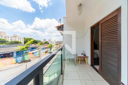 Casa à venda com 192m², 3 quartos e 4 vagas Casa à venda com 192m², 3 quartos e 4 vagasVaranda do Quarto 1