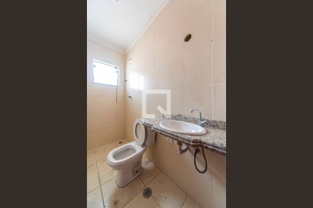 Casa à venda com 192m², 3 quartos e 4 vagas Casa à venda com 192m², 3 quartos e 4 vagasBanheiro Social