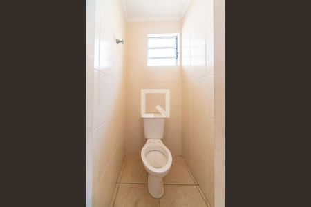 Casa à venda com 192m², 3 quartos e 4 vagas Casa à venda com 192m², 3 quartos e 4 vagasBanheiro de serviço