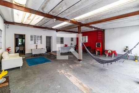 Casa à venda com 385m², 6 quartos e 8 vagasPátio