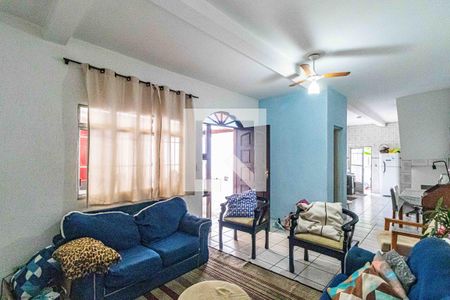 Casa à venda com 385m², 6 quartos e 8 vagasCasa 02 - Sala