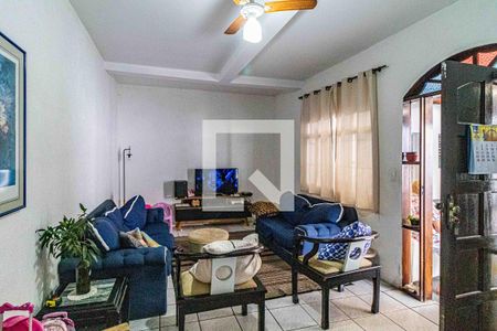 Casa à venda com 385m², 6 quartos e 8 vagasCasa 02 - Sala