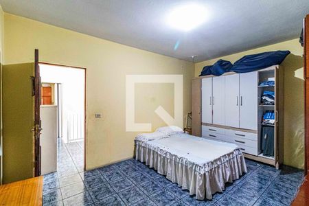 Casa à venda com 385m², 6 quartos e 8 vagasCasa 01 - Quarto