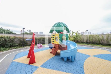 Apartamento à venda com 76m², 2 quartos e 2 vagasÁrea comum - Playground