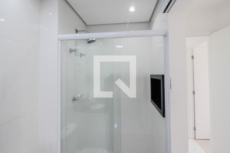 Apartamento à venda com 76m², 2 quartos e 2 vagasBanheiro da Suíte