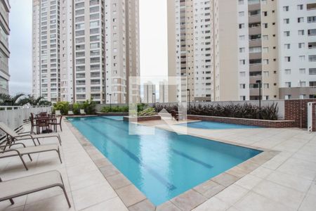 Apartamento à venda com 76m², 2 quartos e 2 vagasPiscina