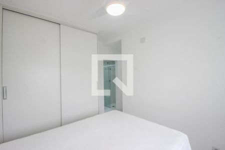Apartamento à venda com 76m², 2 quartos e 2 vagasQuarto 2 - Suíte