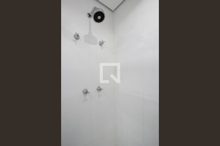 Apartamento à venda com 76m², 2 quartos e 2 vagasBanheiro da Suíte