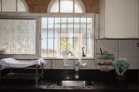 Casa à venda com 400m², 6 quartos e 3 vagasCozinha