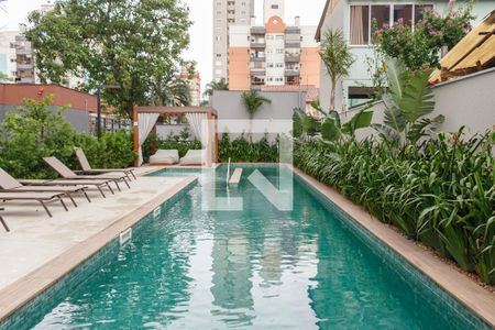 Studio para alugar com 27m², 1 quarto e sem vaga Studio para alugar com 27m², 1 quarto e sem vagaÁrea comum - Piscina